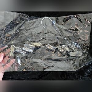 2 NWT Temu Multi-Clip Hangers